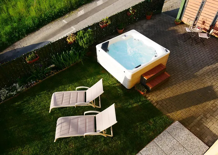 Garden Jacuzzi View Appartement