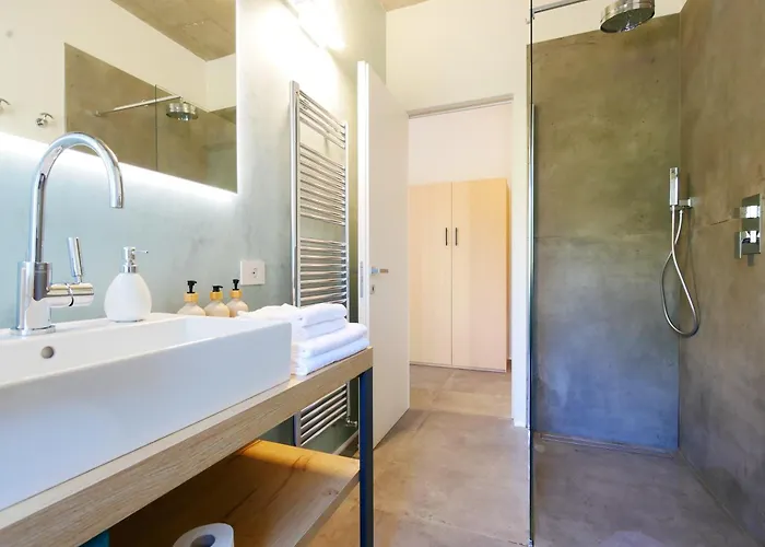 Garden Jacuzzi View Appartement Lierna