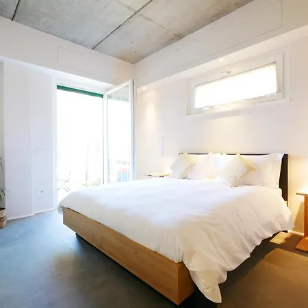 Garden Jacuzzi View *