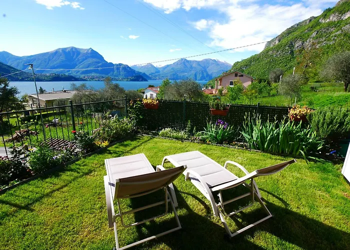 Apartment Garden Jacuzzi View